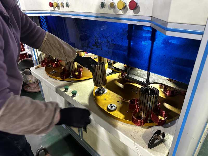 Factory production inspection of crane equipment