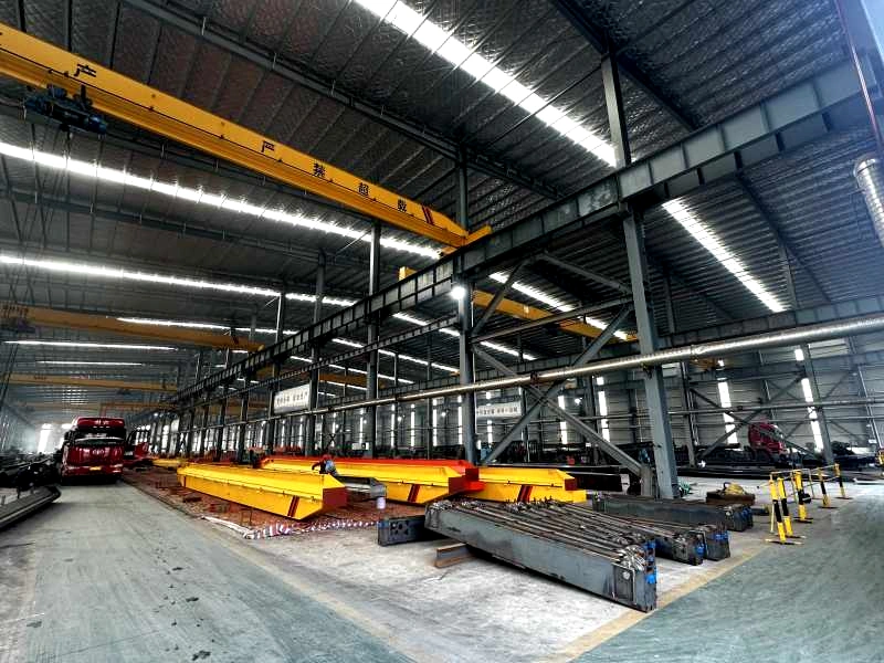 5 ton single girder crane application in manufacturing and logistics industries