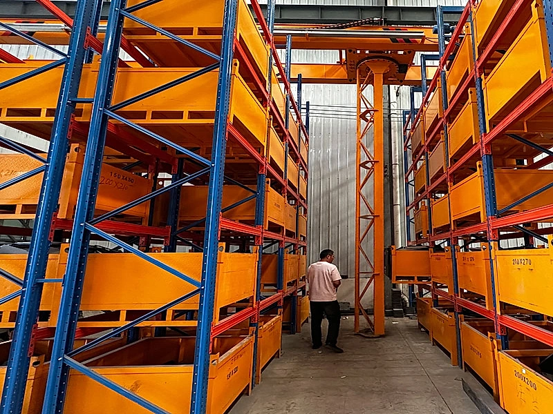 Key features of overhead stacking crane