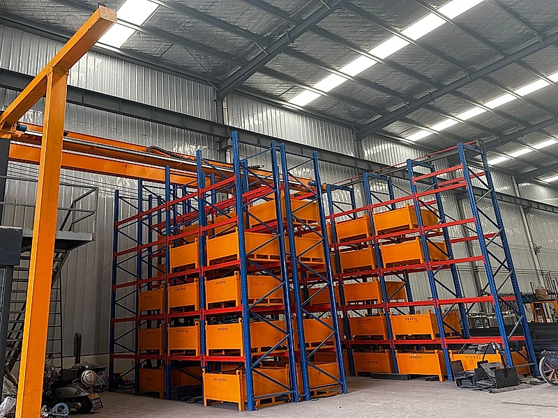 Application of overhead stacking crane in warehouse